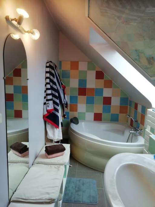 Maison Familiale Sur La Cote D'Emeraude Lancieux Buitenkant foto